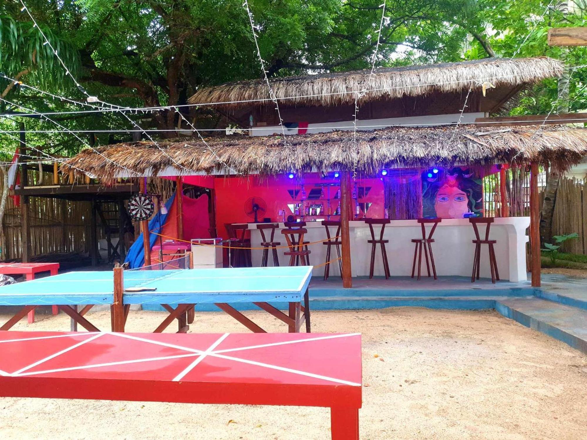 Oia Beach Hostel - El Nido Exteriör bild