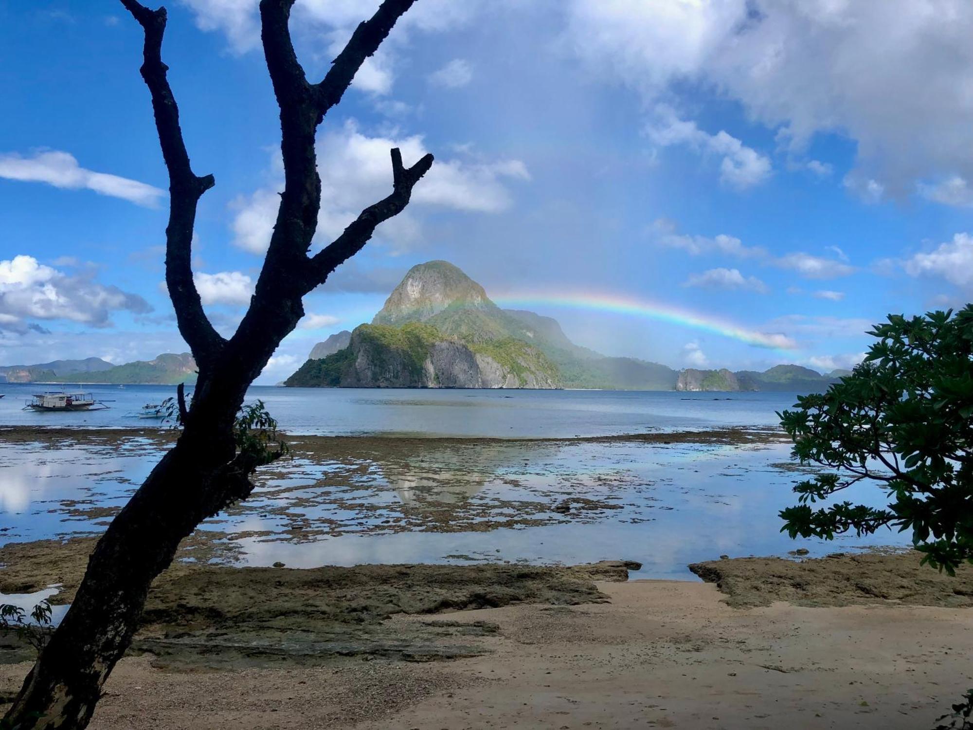 Oia Beach Hostel - El Nido Exteriör bild
